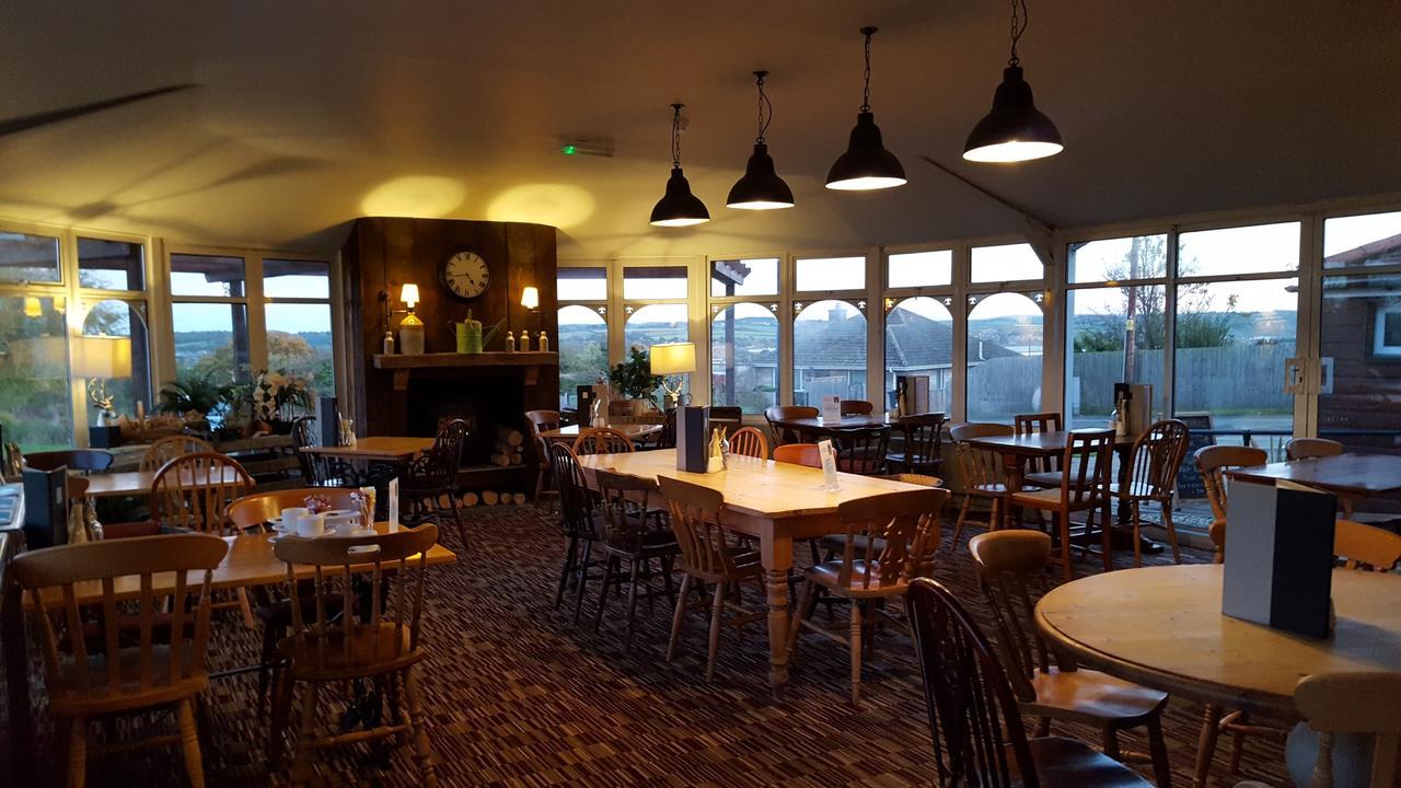 The Stag Hotel Northwood  ภายนอก รูปภาพ